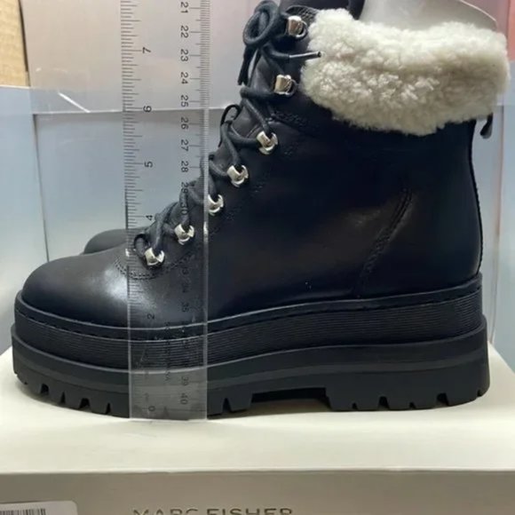 BNIB Marc Fisher Pierson Hiking/Moto Platform Warm Faux fur Boot Black - Picture 5 of 7